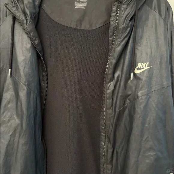 Nike Sportswear The Windrunner Black Sz L Men’s Polyester WindbreakerJacket - Picture 6 of 6